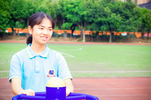 朝前看，看自己，也是風(fēng)景