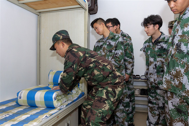 我想高薪就業(yè)，零基礎(chǔ)的初中生現(xiàn)在學(xué)還晚不晚？