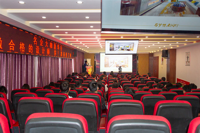 我想高薪就業(yè)，零基礎(chǔ)的初中生現(xiàn)在學(xué)還晚不晚？