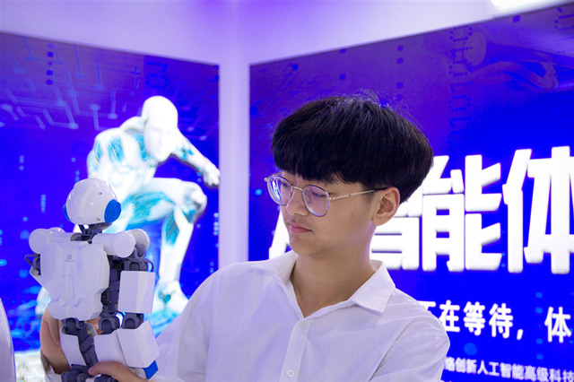 選擇不對(duì)，努力白費(fèi)！擇校選專業(yè)就選大品牌！