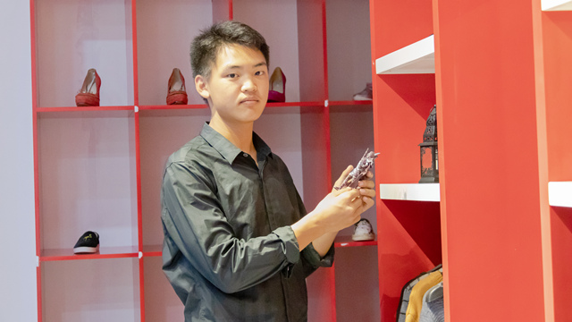 向陽而生，茁壯成長