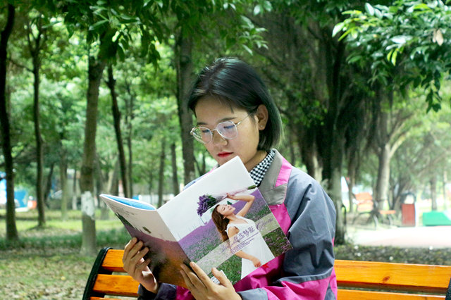 優(yōu)秀學(xué)子|張悅：未來(lái)不將就，在新華遇見更好的自己