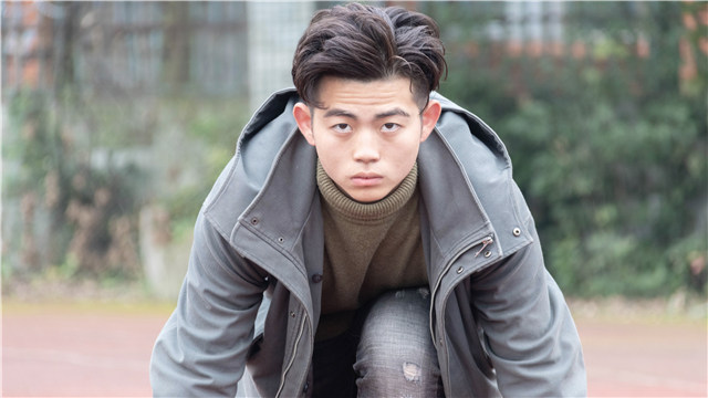 王祎堃：朋友推薦，轉(zhuǎn)學來新華學動漫