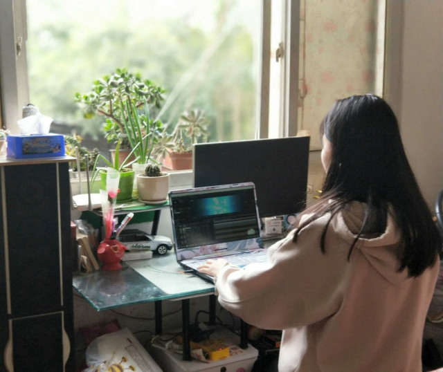 同學，你認真學習的樣子真好看！