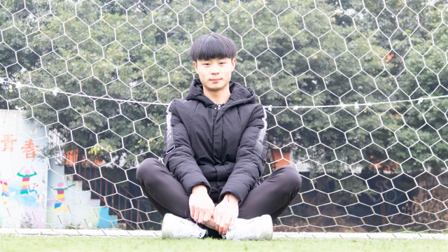 兄弟結(jié)伴來(lái)新華，見證彼此蛻變 