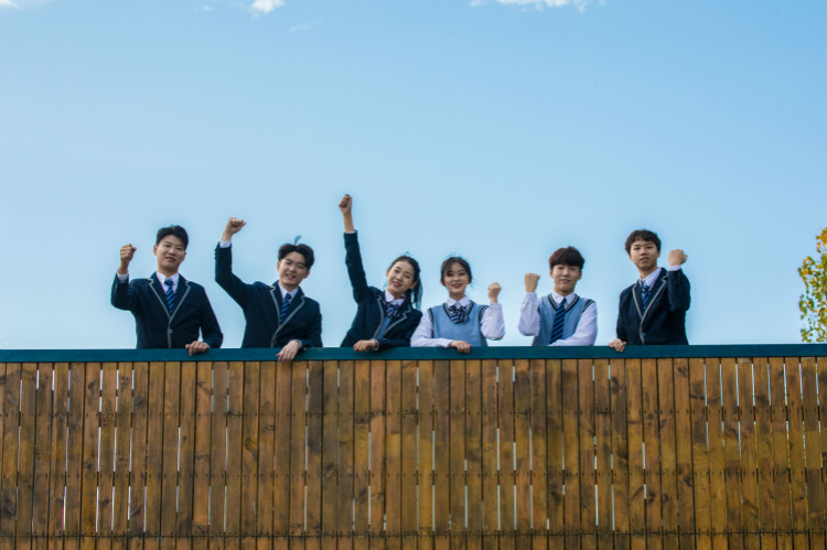 中高考結(jié)束選什么專業(yè)就業(yè)好？讓他們告訴你！