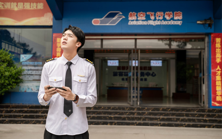 盧東旭粉絲見(jiàn)面會(huì)，新華影視動(dòng)漫推薦官答疑時(shí)間到！