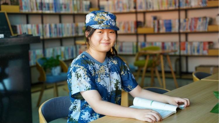 老朋友，新同學(xué)，相約四川新華，再續(xù)同學(xué)緣！