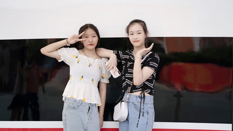 轉(zhuǎn)校來四川新華，我找到了久違的成就感！