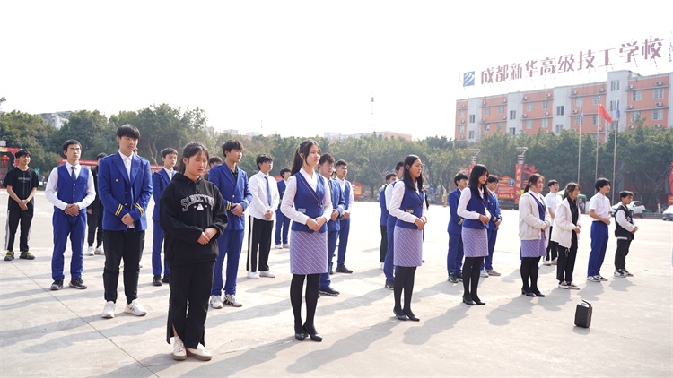 國防風(fēng)采！新華國防少年不怕練！