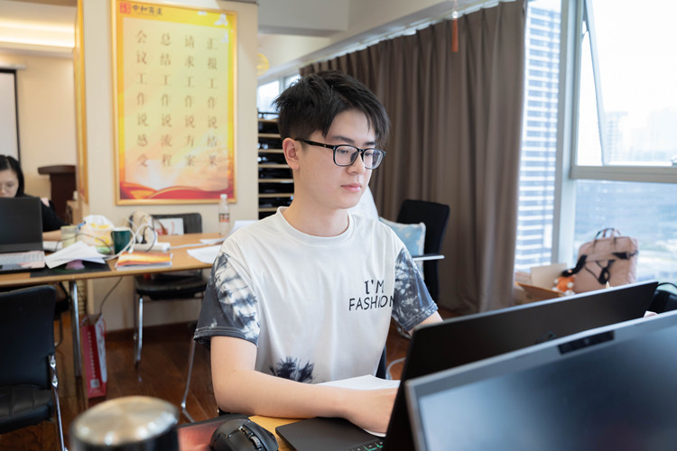 成功學子|韜厲奮發(fā)，踵事增華