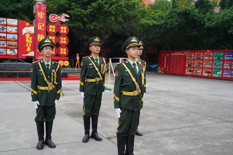 新華國旗護(hù)衛(wèi)隊(duì)|青春與國旗同在！