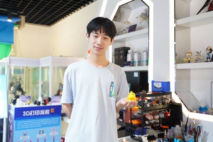 新生故事|遠(yuǎn)赴蓉城，勤奮求學(xué)