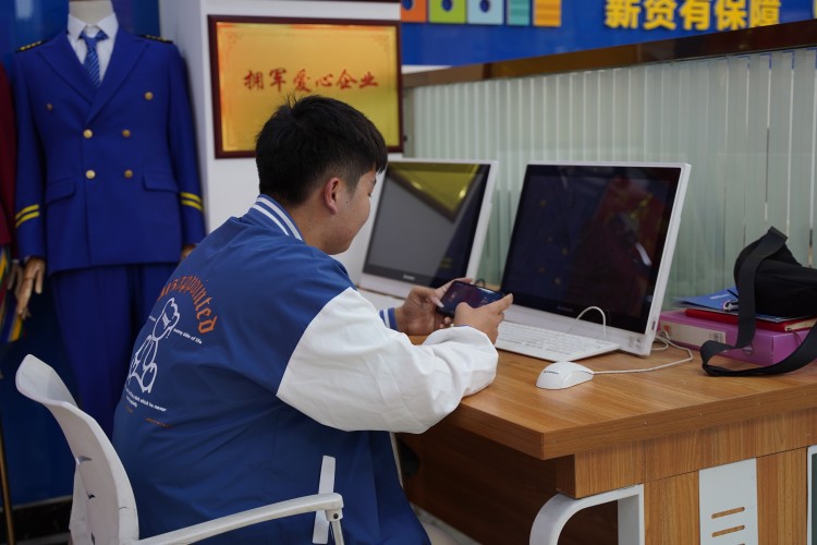 新生故事|逐夢電競，共赴賽場