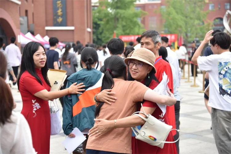 新生活，新旅途：高考后，你最想做的事情是什么？